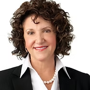 dr elizabeth dennis headshot