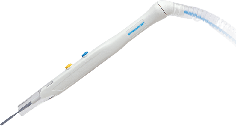 Plumepen pro apuntando hacia abajo mostrando sus botones en el lápiz